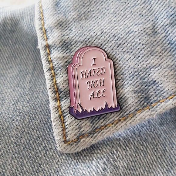 Affordable Fashion Finds Jewelry - ⭐Funny Tombstone Pin